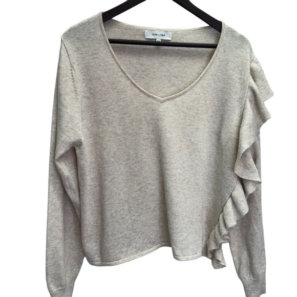 John + Jenn Beige Solid Pullover All Day Wear Sweater Size M - Picture 2 of 12